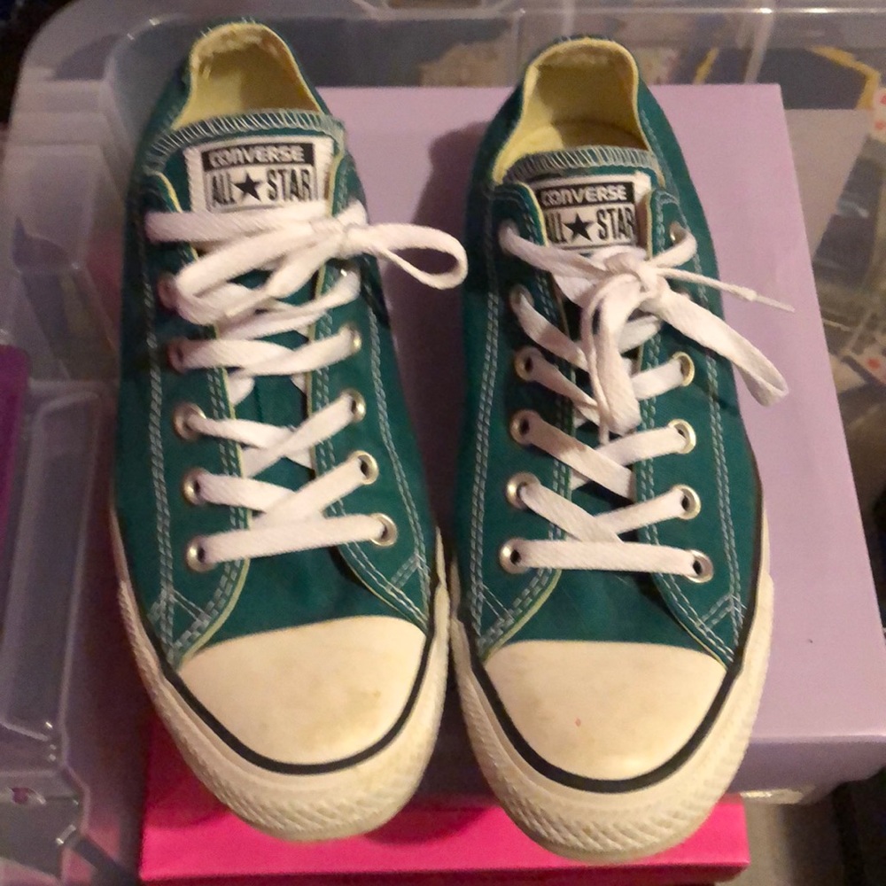 Women’s shoe